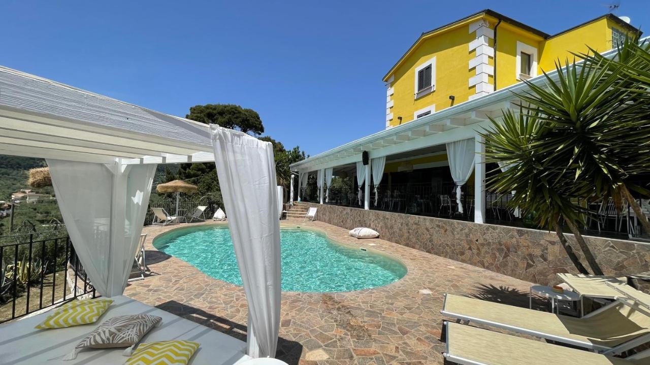 Borgo Del Nespolo Bed and Breakfast Peschici Εξωτερικό φωτογραφία