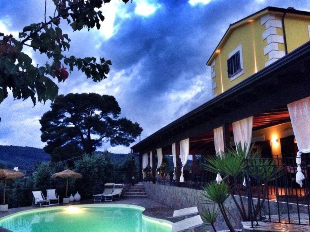 Borgo Del Nespolo Bed and Breakfast Peschici Εξωτερικό φωτογραφία
